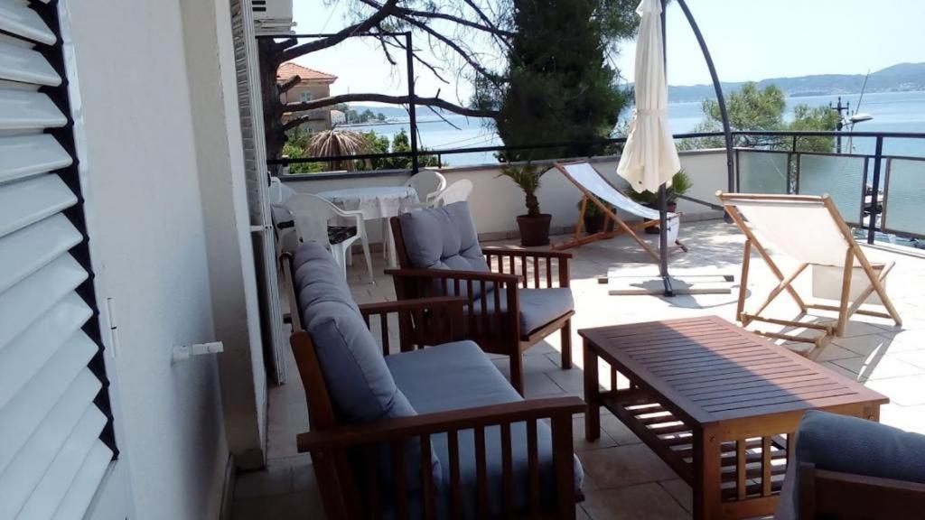 Amazing Seaview Apartment With A Balcony Near The Beach - Kneza Trpimira I Zadar Buitenkant foto